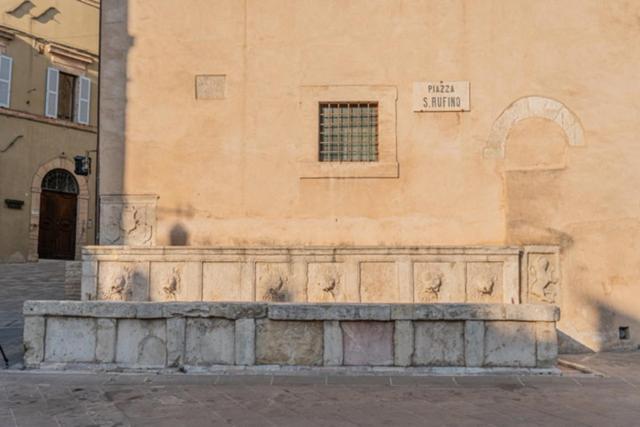 Domus Fonte Dei Leoni Bed and Breakfast Assisi Buitenkant foto